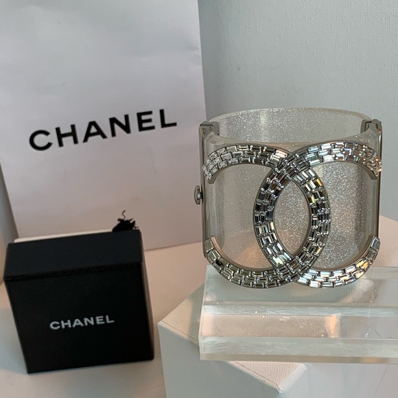 CHANEL 🤍 Rare Sparkle Bling Lucite Emerald Cut Crystal Cuff CC Logo Bracelet 🦄 - Picture 16 of 16